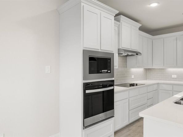 655  Sandiford Court , Mansfield Texas 76063