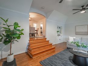 626 N Hampton Road , Dallas Texas 75208