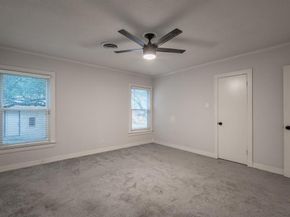 626 N Hampton Road , Dallas Texas 75208