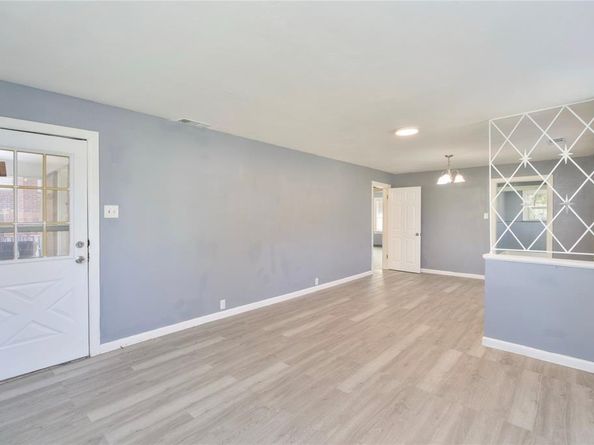 3238  Kinmore Street , Dallas Texas 75223