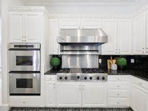 6065  Dilbeck Lane , Dallas Texas 75240