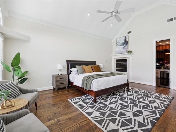 6065  Dilbeck Lane , Dallas Texas 75240