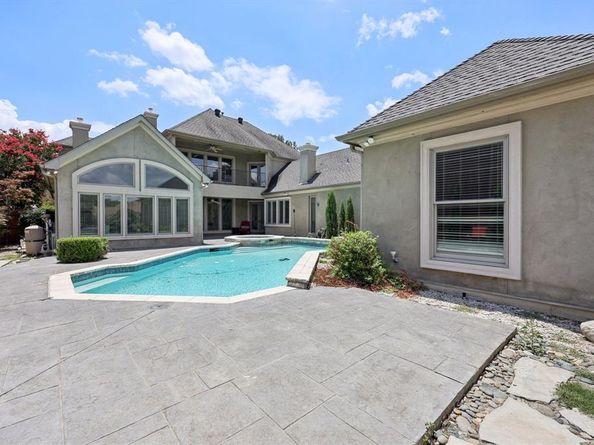 6065  Dilbeck Lane , Dallas Texas 75240