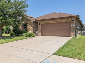 1057  Meadow Scape Drive , Fort Worth Texas 76028