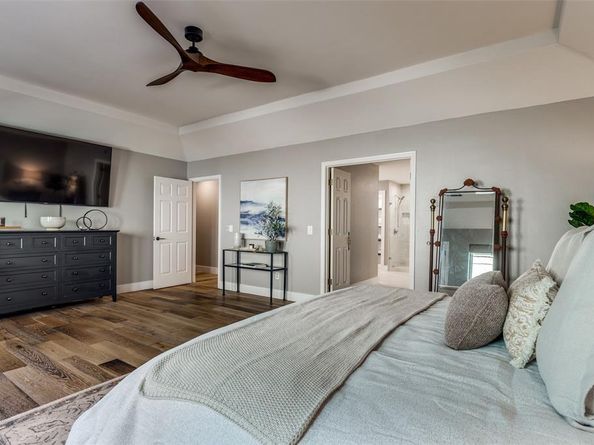 16015  Chalfont Circle , Dallas Texas 75248