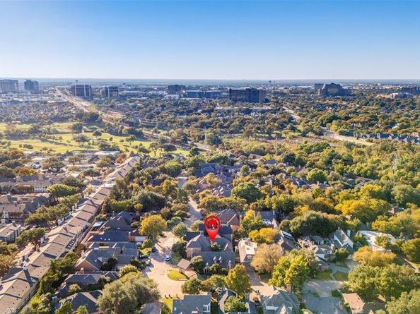 16015  Chalfont Circle , Dallas Texas 75248