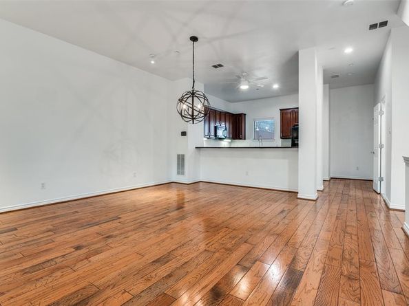 4411  Mckinney Avenue  38, Dallas Texas 75205