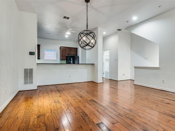 4411  Mckinney Avenue  38, Dallas Texas 75205