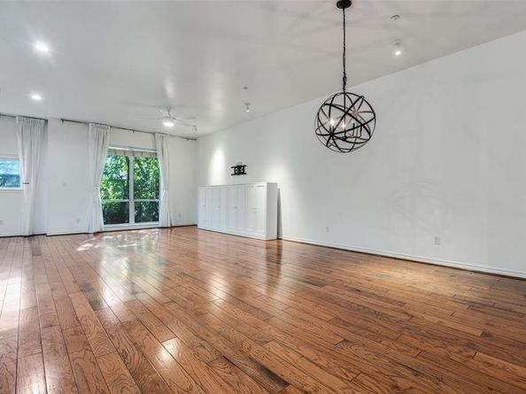 4411  Mckinney Avenue  38, Dallas Texas 75205