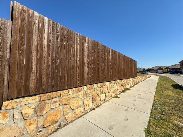 1145  Timberhurst Trail , Fort Worth Texas 76131