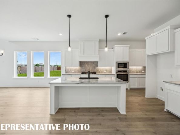 8823  Battlement Road , Frisco Texas 75035
