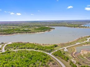 1013  Sedona Court , Crowley Texas 76036