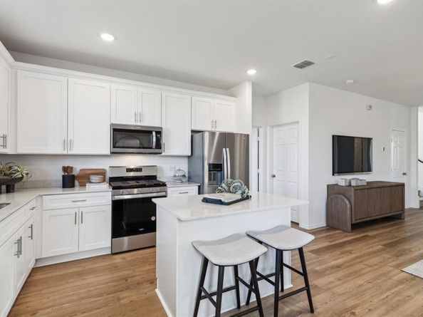 1313  Flamenco Lane , Fort Worth Texas 76052