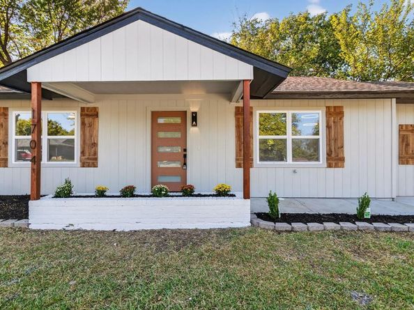 1704  Sharon Street , Arlington Texas 76010