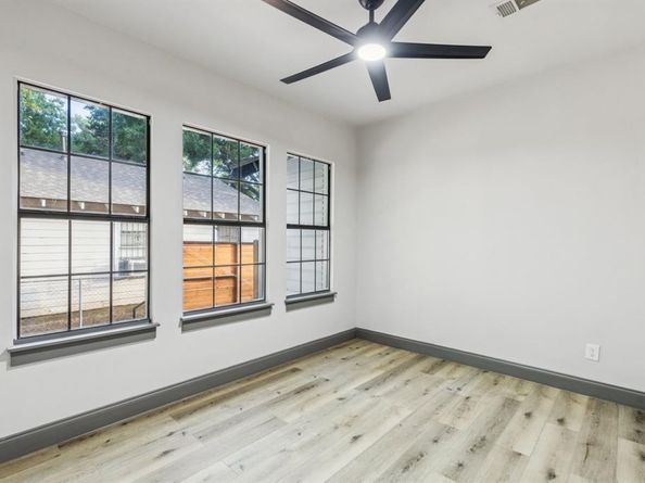 810 S Montclair Avenue , Dallas Texas 75208