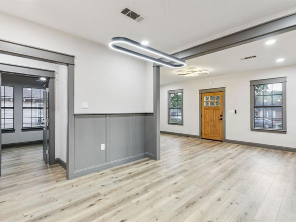810 S Montclair Avenue , Dallas Texas 75208