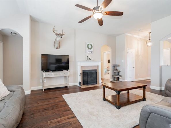 10921  Owl Creek Drive , Fort Worth Texas 76179