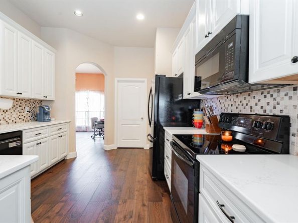 10921  Owl Creek Drive , Fort Worth Texas 76179