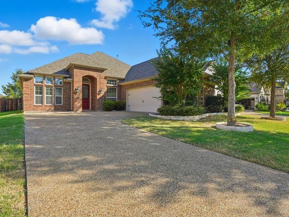 9918  Crown Meadow Drive , Frisco Texas 75035