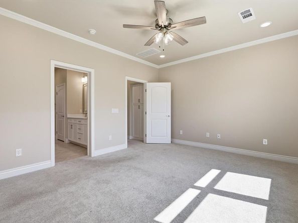 9513  Windwood Lane , Denton Texas 76207