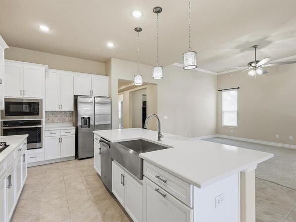 9513  Windwood Lane , Denton Texas 76207