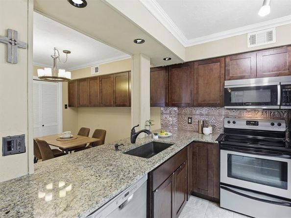 4250  Madera Road , Irving Texas 75038