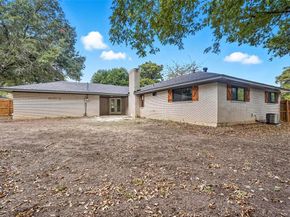 412  Brook Hollow Circle , DeSoto Texas 75115