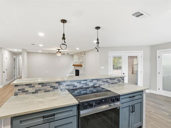 412  Brook Hollow Circle , DeSoto Texas 75115