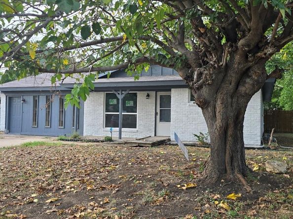 1541  Cloverdale Drive , Fort Worth Texas 76134