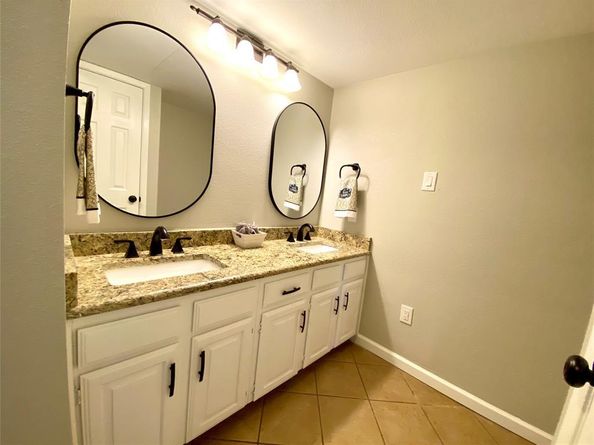 1019  Signal Ridge Place , Rockwall Texas 75032