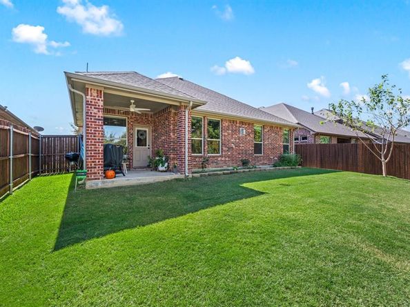 4012  Knollbrook Lane , Fort Worth Texas 76137