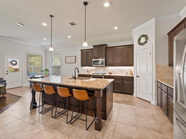 4012  Knollbrook Lane , Fort Worth Texas 76137