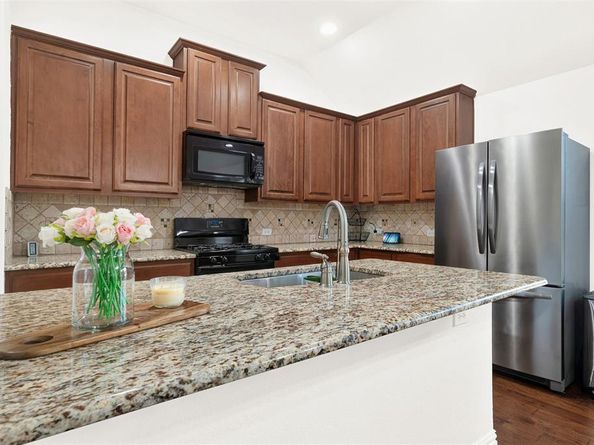 2701  Indian Oak Drive , McKinney Texas 75071