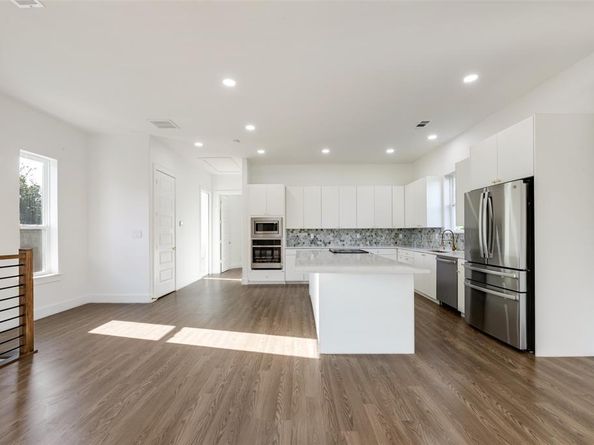 3143  Mcdermott Avenue , Dallas Texas 75215
