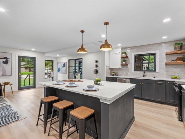 3579  Dryden Road , Fort Worth Texas 76109