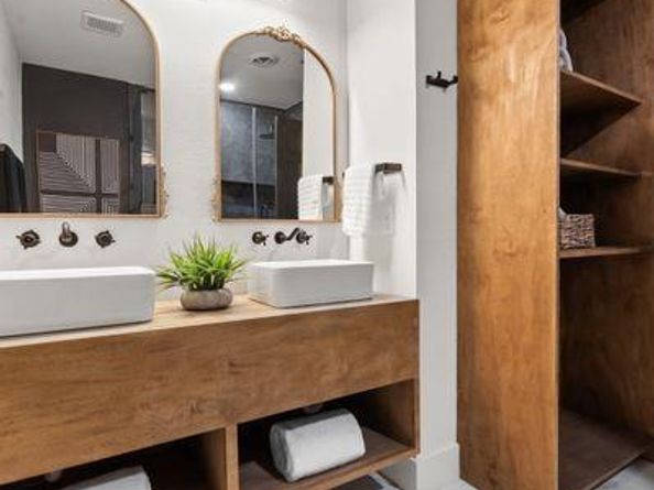 3579  Dryden Road , Fort Worth Texas 76109