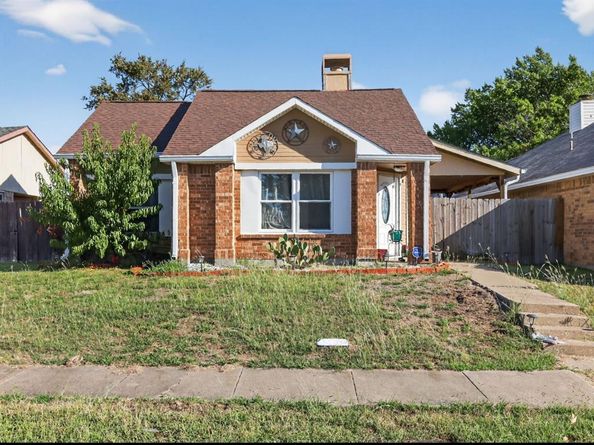 1721  Hackamore Street , Mesquite Texas 75149