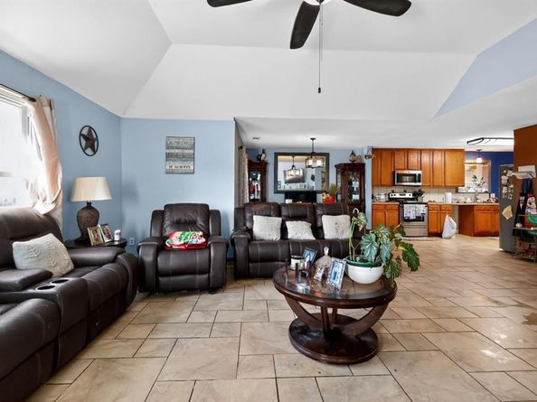 1721  Hackamore Street , Mesquite Texas 75149