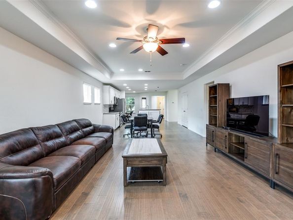 8040  Cool River Drive , Frisco Texas 75036