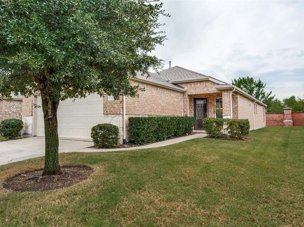 8040  Cool River Drive , Frisco Texas 75036
