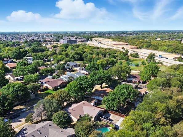 2106  Butterfield Trail , Grand Prairie Texas 75052