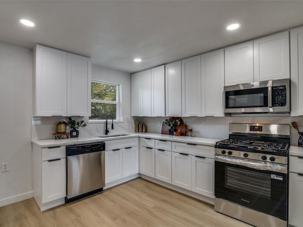1706  Cumberland Drive , Garland Texas 75040