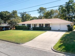 4819  Hope Street , River Oaks Texas 76114
