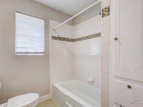 4819  Hope Street , River Oaks Texas 76114