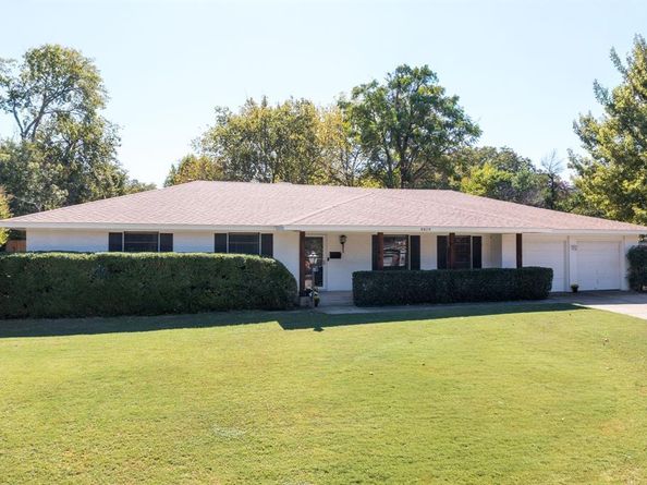 4819  Hope Street , River Oaks Texas 76114