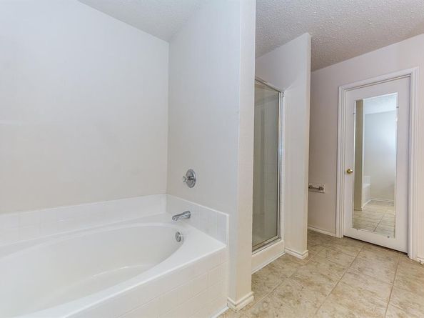 8709  Stonebriar Lane , Fort Worth Texas 76123