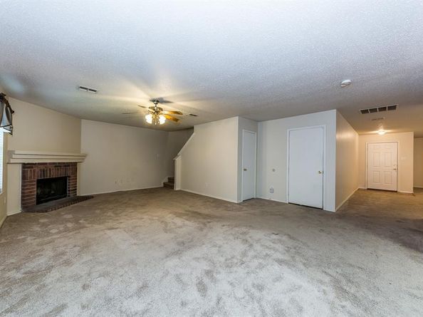 8709  Stonebriar Lane , Fort Worth Texas 76123