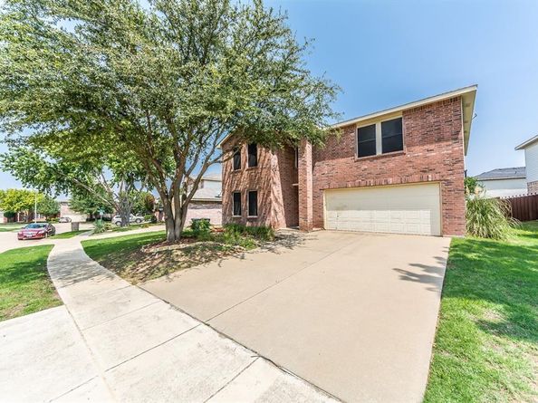8709  Stonebriar Lane , Fort Worth Texas 76123