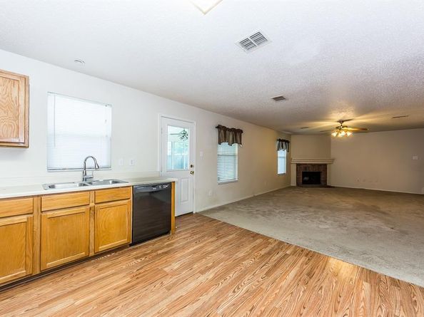 8709  Stonebriar Lane , Fort Worth Texas 76123