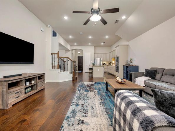 1212  Blue Lake Boulevard , Arlington Texas 76005